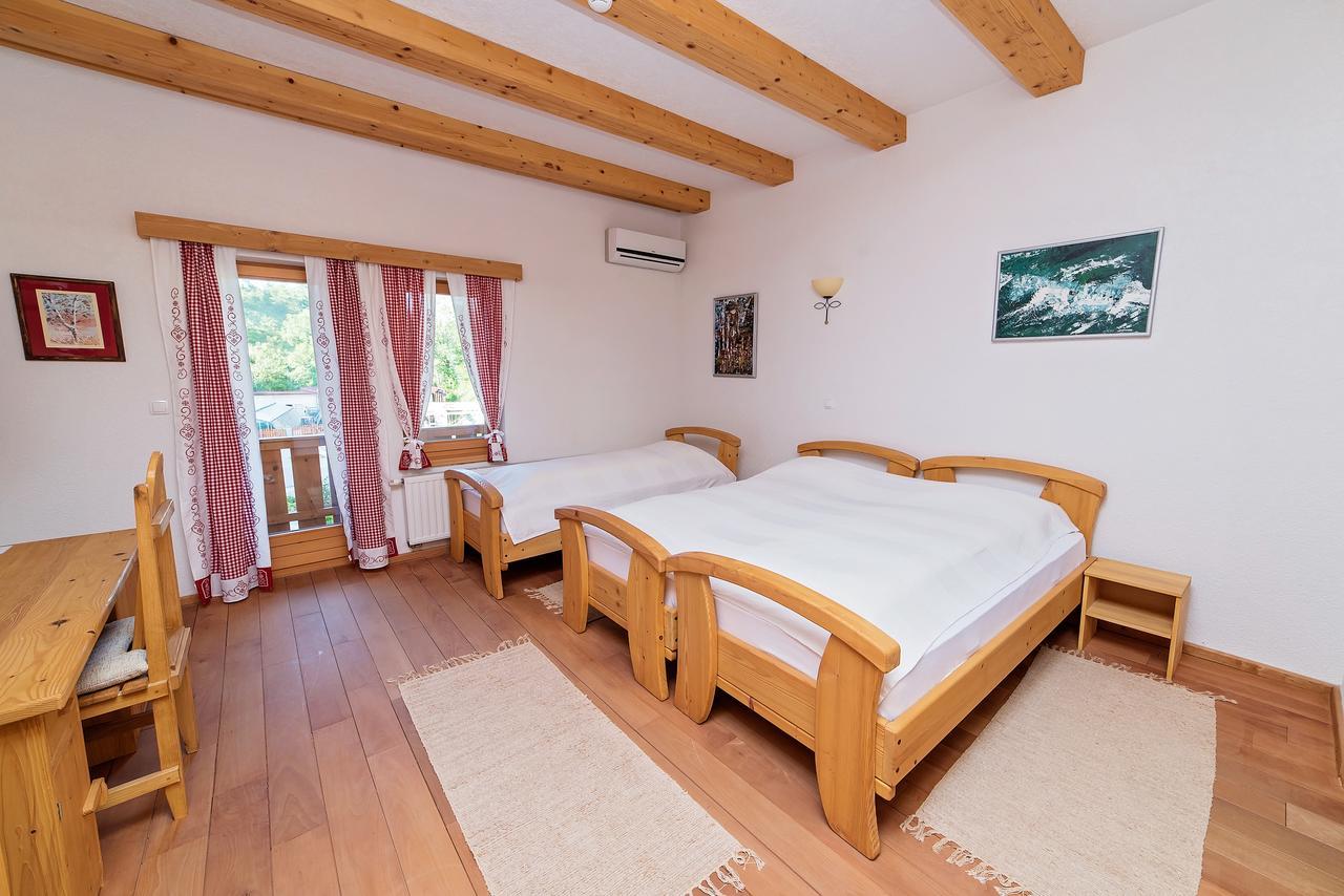 B&B Zlatna Nit ボサンスカ・クルパ エクステリア 写真